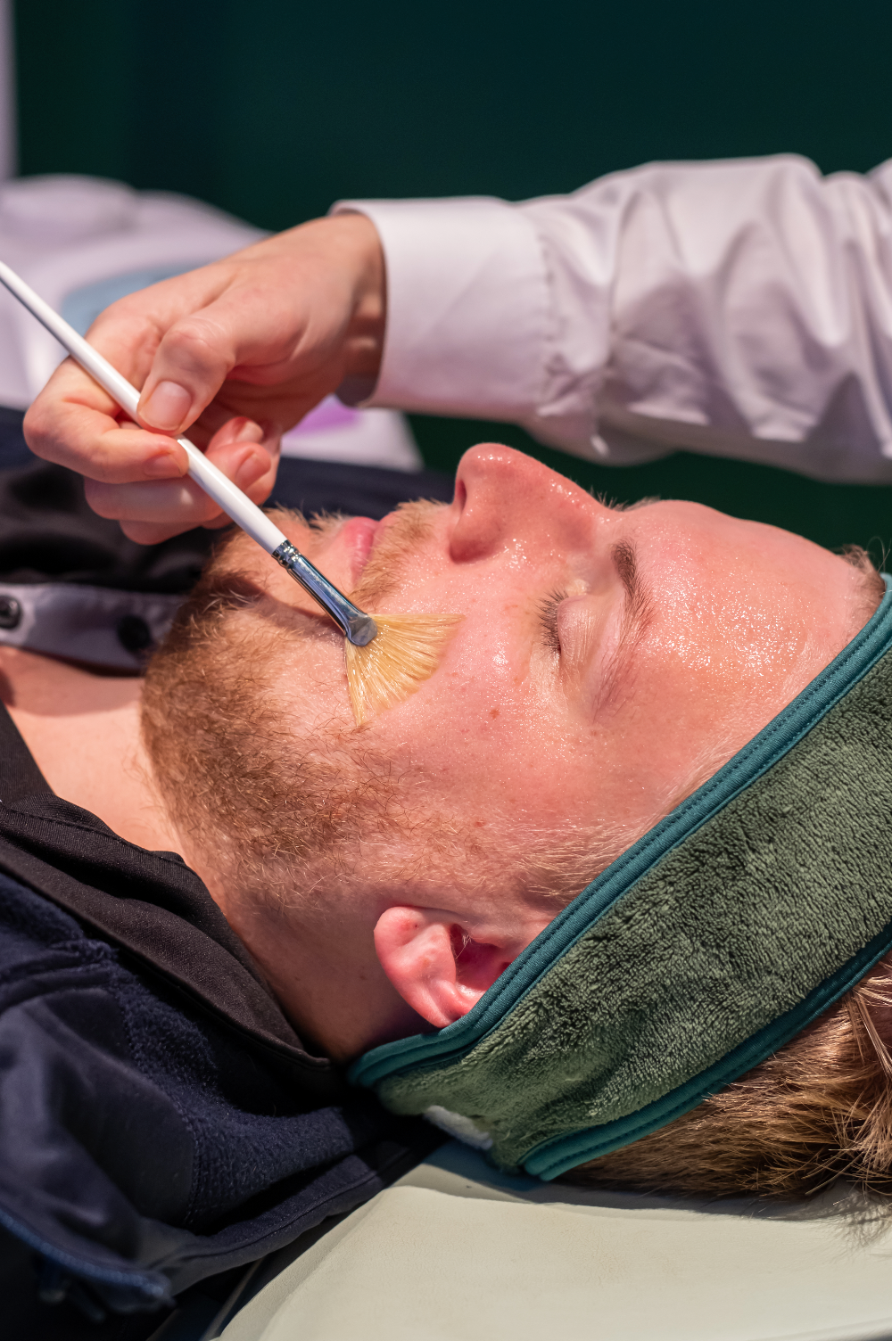 Advanced Anti-Ageing Facial
