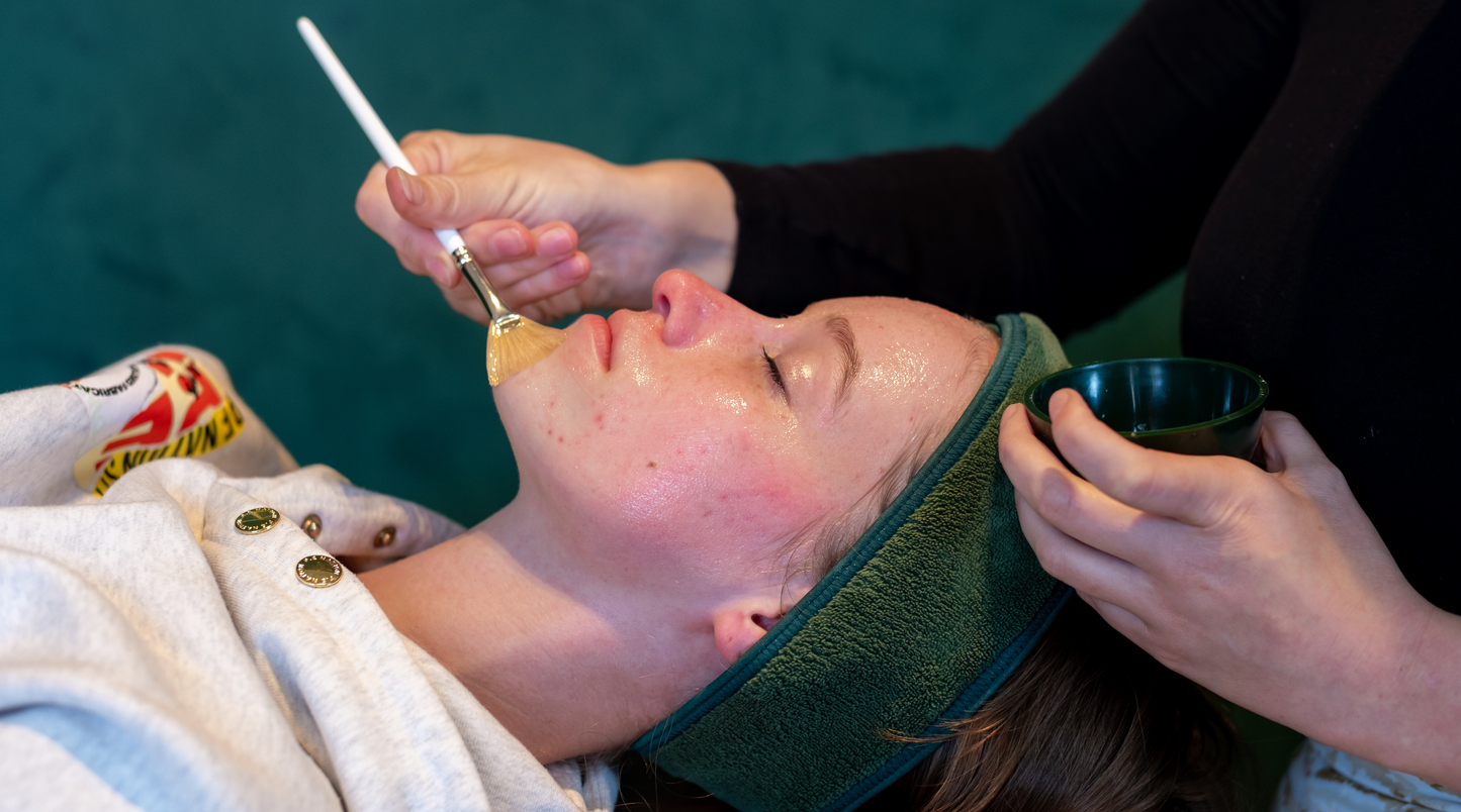 Ultimate Glow Facial